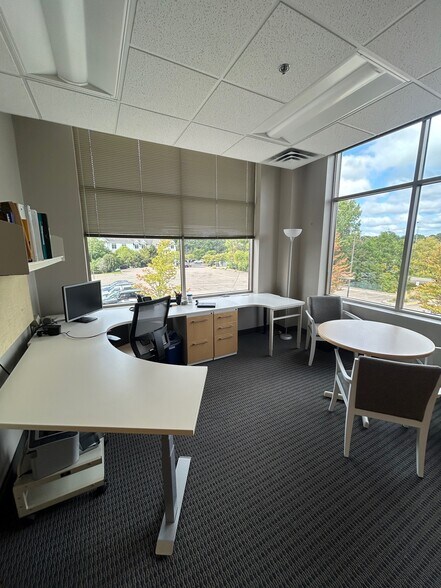 More Photos Of 4800 Olson Memorial Hwy, Golden Valley Office For Lease