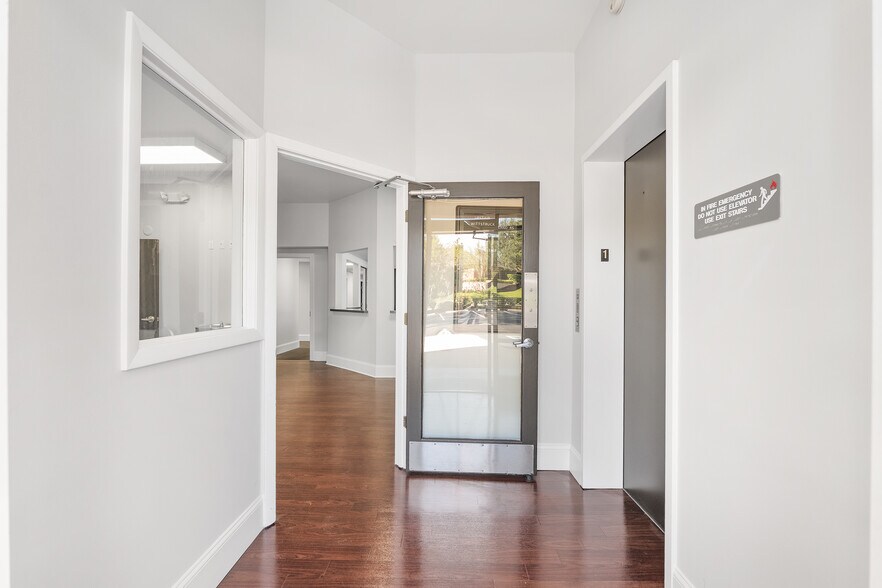 More Photos Of 1014 NW 57th St, Gainesville Medical For Lease