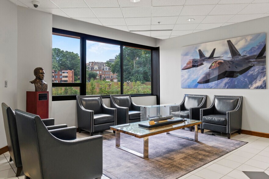 More Photos Of 1501 Langston Blvd, Arlington Office For Sale