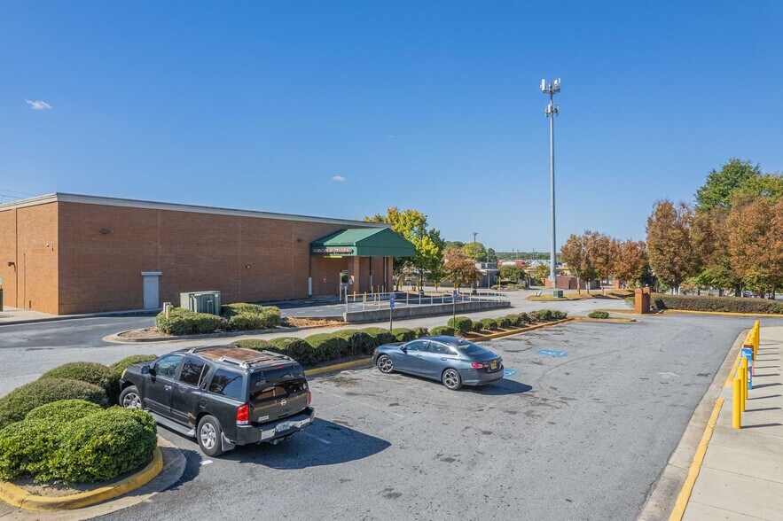 More Photos Of 535 Maxham Rd, Austell Storefront Retail Office For Sale