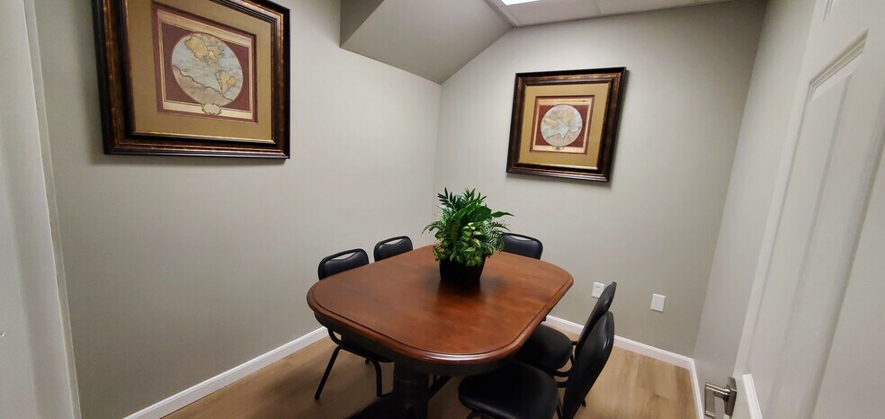 More Photos Of 6900 Houston Rd, Florence Office Residential For Lease