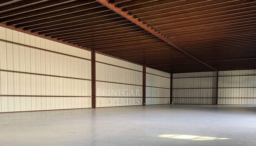 More Photos Of 133 Glosson Ranch Rd, Dripping Springs Warehouse For Sale