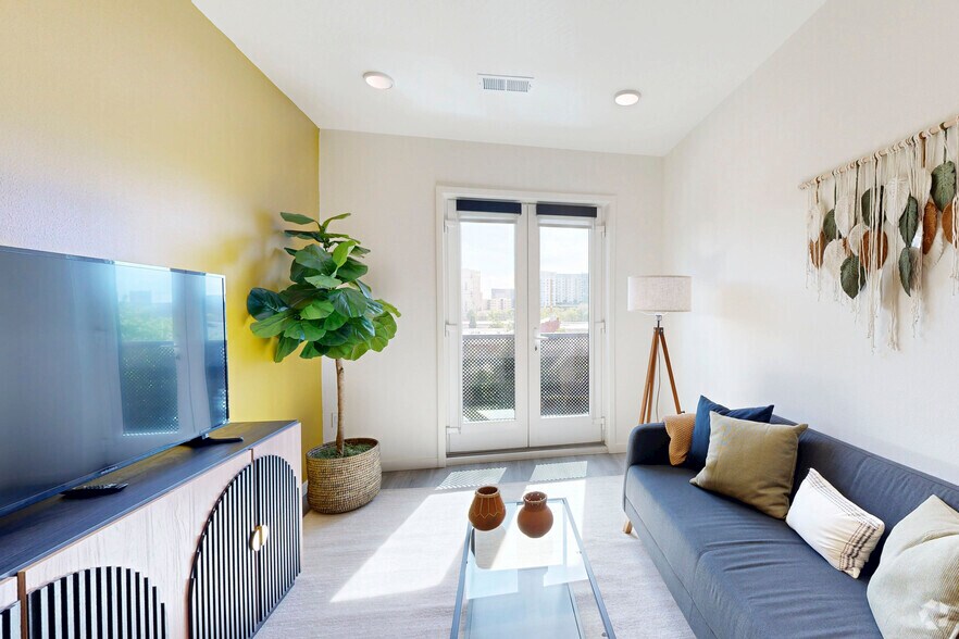 More Photos Of 1040 Santa Fe Dr, Denver Apartments For Lease