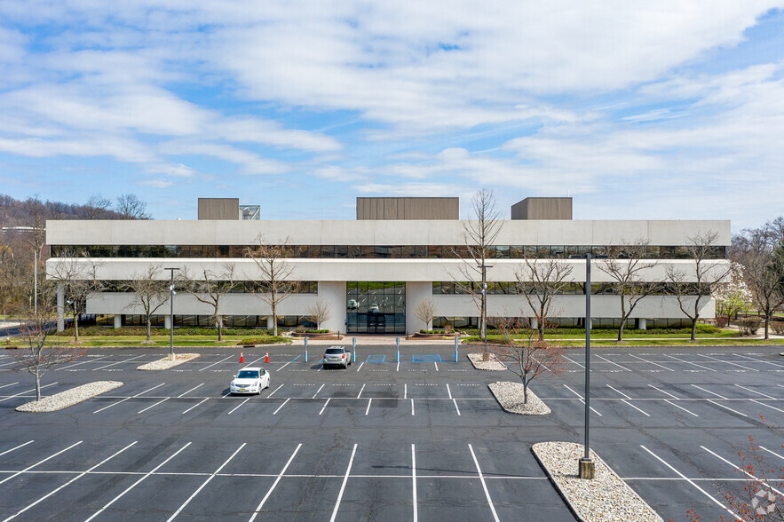 More Photos Of 1200 Route 22 E, Bridgewater Medical For Lease