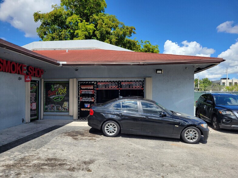 More Photos Of 2510 NW 19th St, Fort Lauderdale Freestanding For Sale