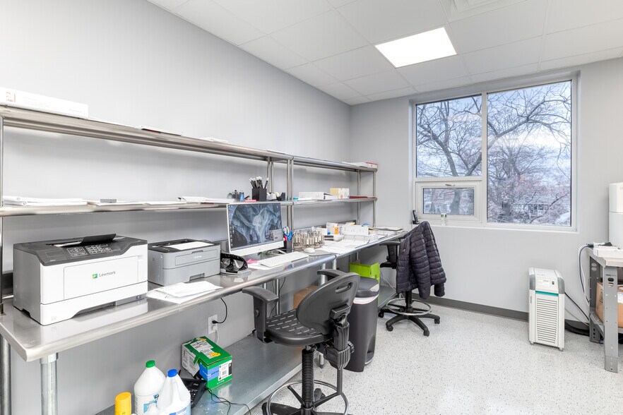 More Photos Of 2940 Lincoln Ave, Oceanside Medical For Sale