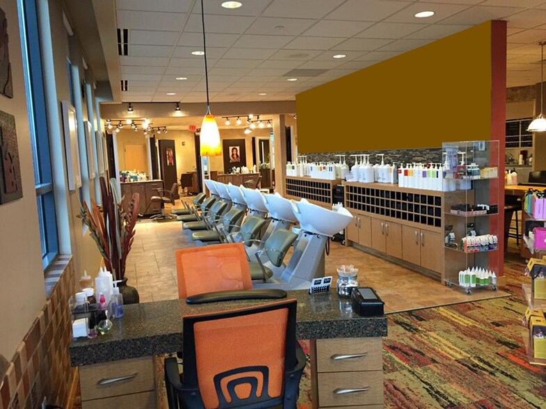 More Photos Of 440 Fairway Dr, West Des Moines Medical For Lease