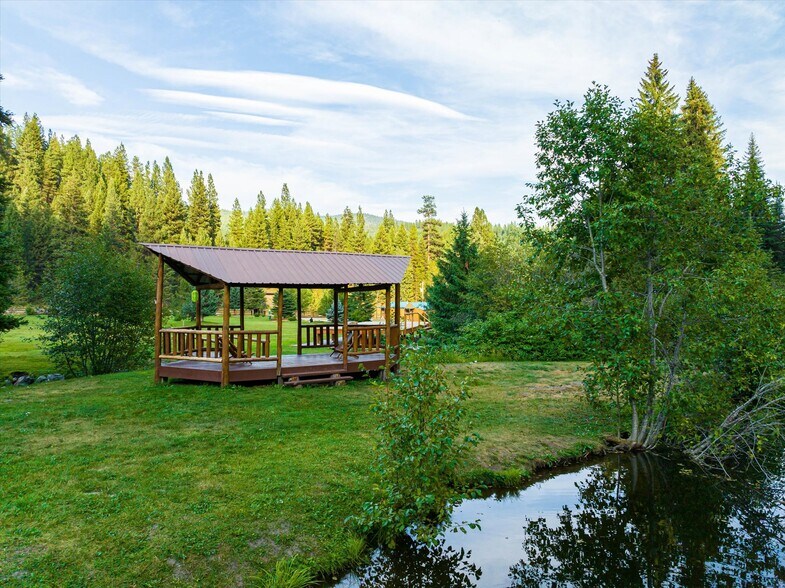 More Photos Of 7000 Graves Creek Rd, Lolo Bar For Sale