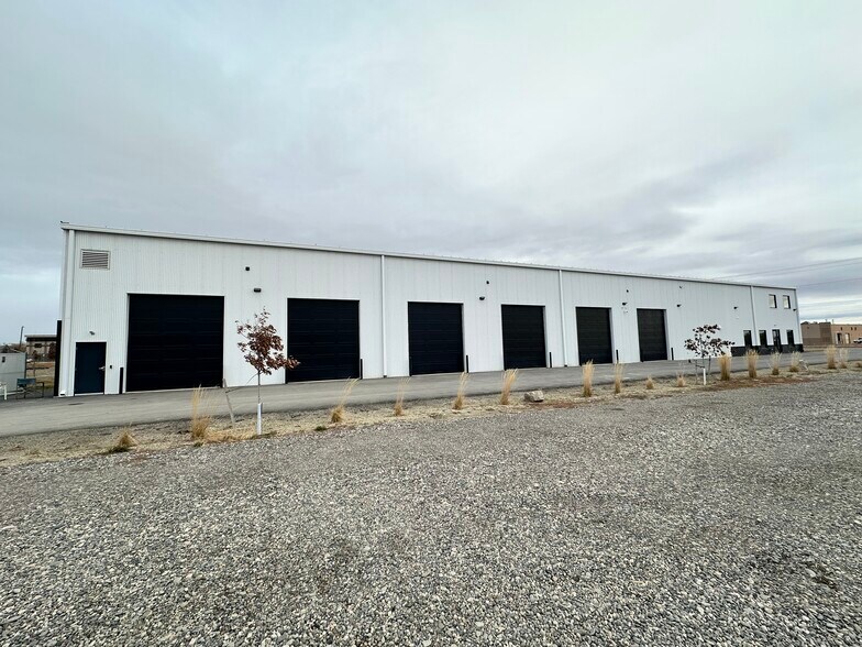 More Photos Of 1450 S 32nd St W, Billings Warehouse For Sale