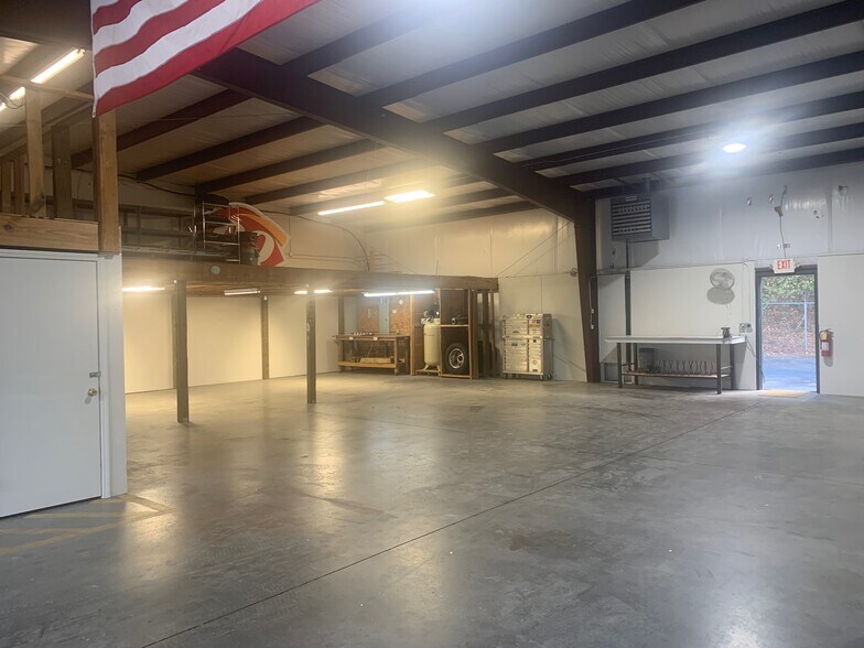 More Photos Of 741 Harry McCarty Rd, Bethlehem Light Distribution For Lease