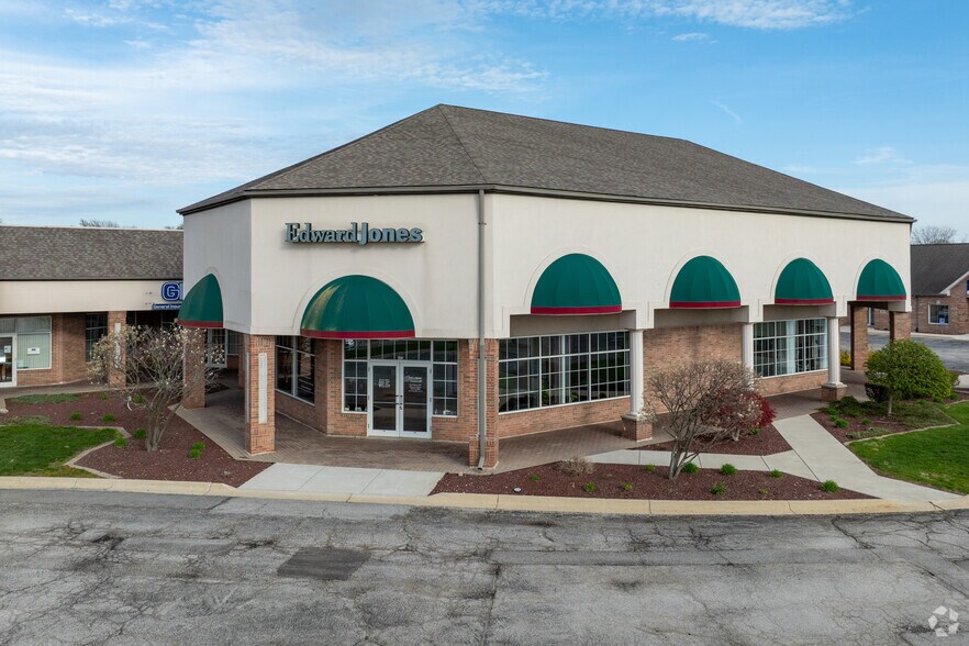 Primary Photo Of 1403 S Lake Park Ave, Hobart Unknown For Lease