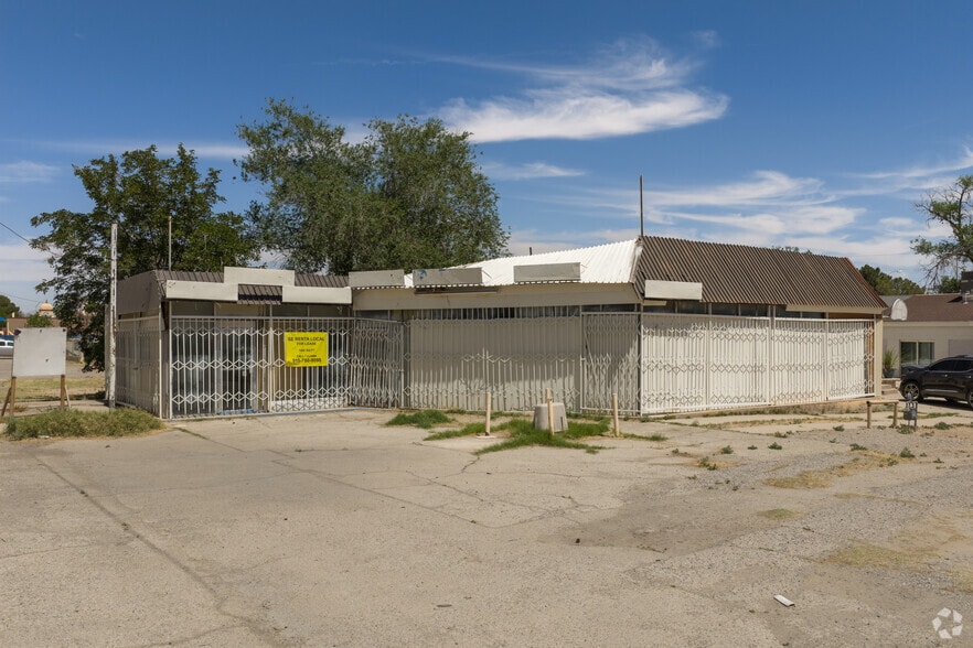 Primary Photo Of 12717 Socorro Rd, San Elizario General Retail For Lease