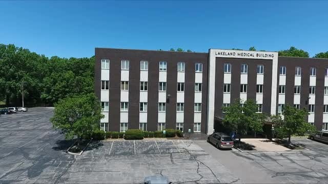 More Photos Of 25701 N Lakeland Blvd, Cleveland Medical For Lease