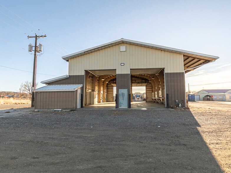 More Photos Of 800 Clough Ave, Columbus Service For Lease