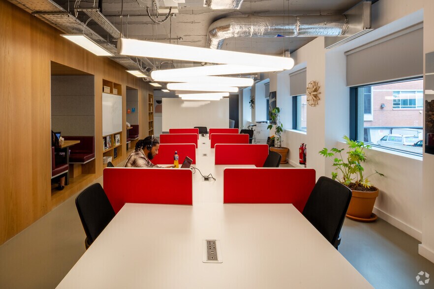 More Photos Of 156 Great Charles Street Queensway, Birmingham Coworking Space