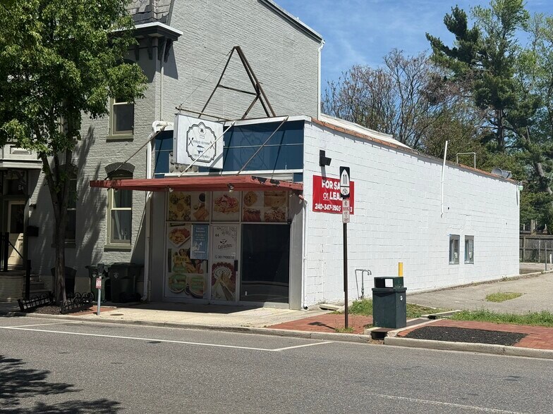 More Photos Of 66 E Franklin St, Hagerstown Storefront For Sale