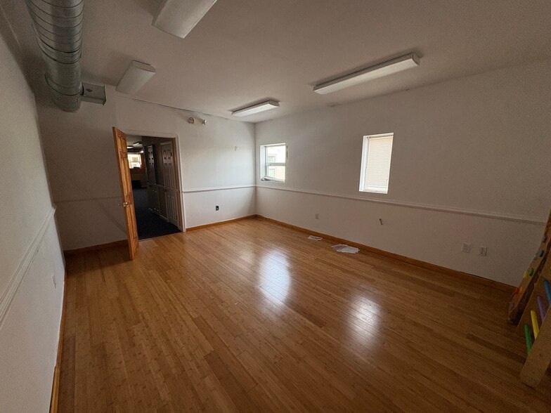 More Photos Of 1512 N French St, Wilmington Office For Sale