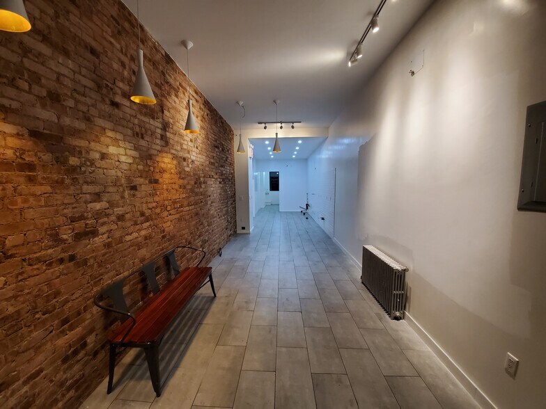 More Photos Of 122 Bedford Ave, Brooklyn Storefront Retail Residential For Lease