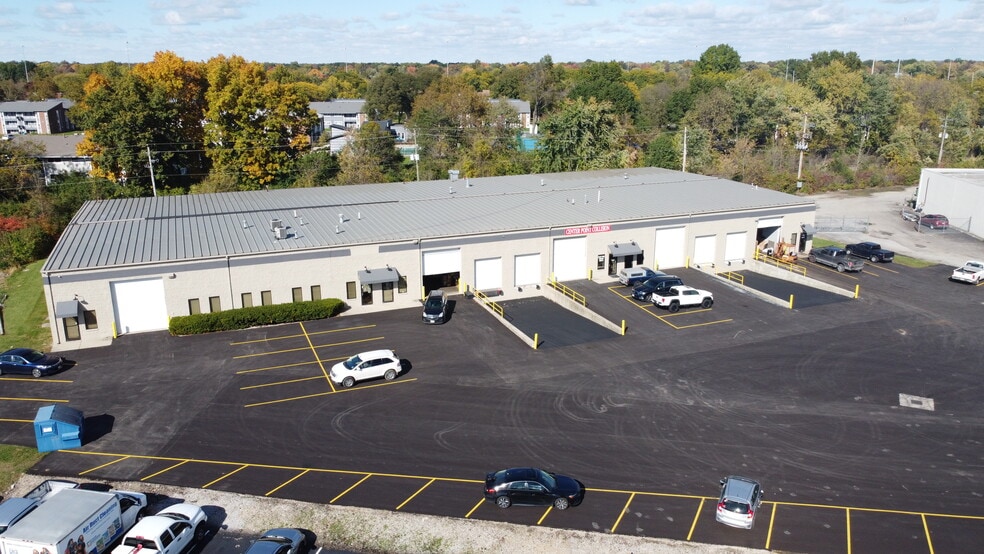 More Photos Of 2135 S James Rd, Columbus Warehouse For Lease