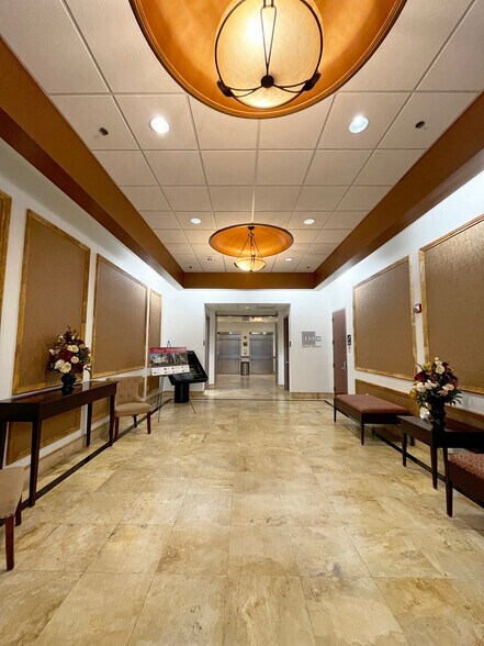 More Photos Of 1035-1049 State Road 7, Wellington Medical For Lease