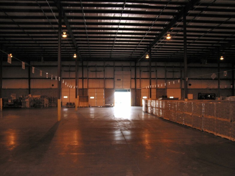 More Photos Of 503-509 Industrial Dr, Lewisberry Warehouse For Lease