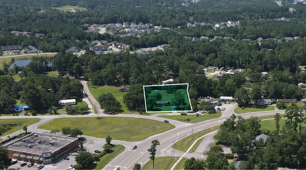 More Photos Of 104 Carolina Ave, Leland Office For Sale