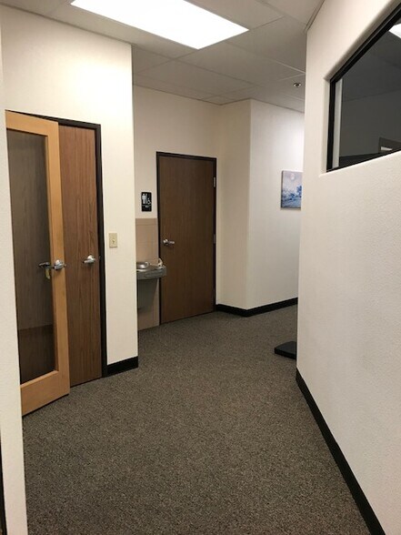 More Photos Of 198 S Coronado Dr, Sierra Vista Medical For Sale