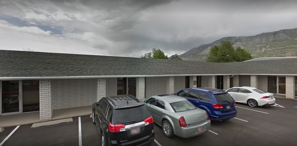 More Photos Of 590 W State Rd, Pleasant Grove Office Residential For Lease