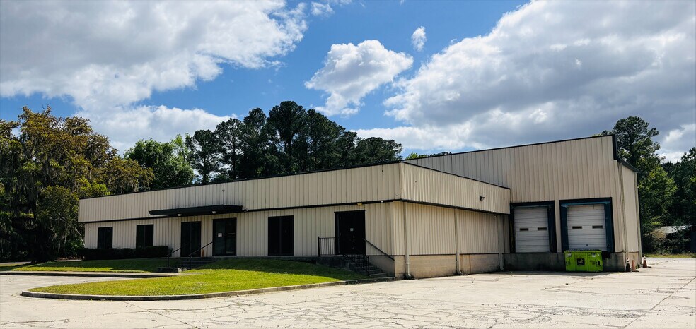 Primary Photo Of 1410 Highway 9 E, Longs Warehouse For Lease