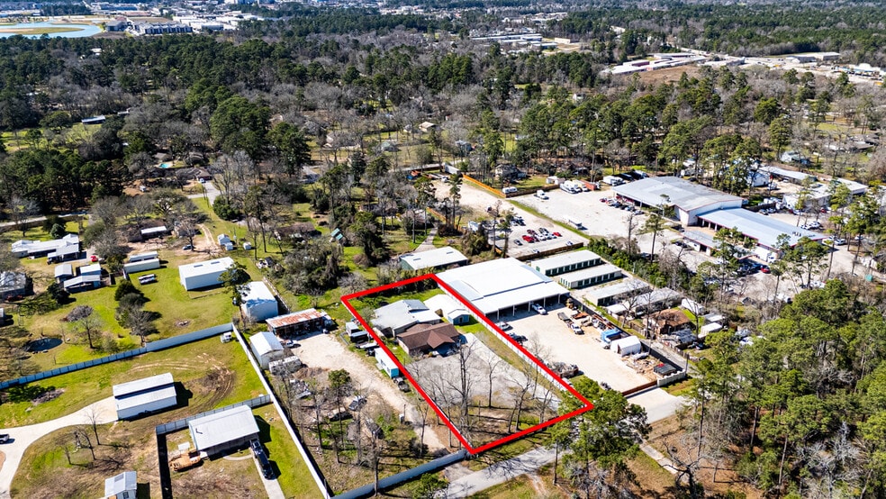 More Photos Of 29519 W Hawthorne Dr, Spring Flex For Sale