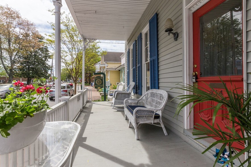 More Photos Of 214 Talbot St, Saint Michaels Storefront Retail Residential For Lease