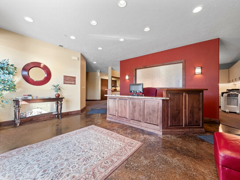 More Photos Of 1151 E Iron Eagle Dr, Eagle Office For Sale