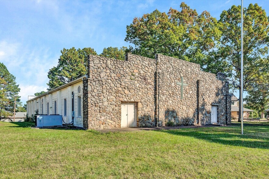 More Photos Of 11738 Leesville Rd, Lynch Station Religious Facility For Sale