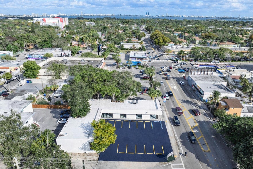 More Photos Of 159 NE 54th St, Miami Freestanding For Lease