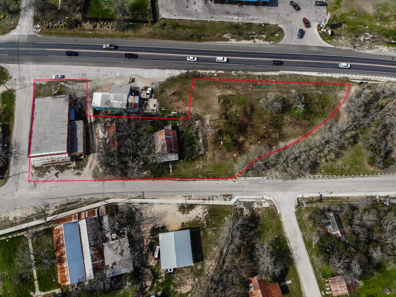 More Photos Of Hwy 21, Uhland Land For Sale