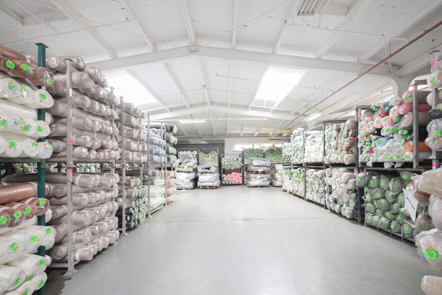 More Photos Of 2300 E 49th St, Vernon Manufacturing For Lease