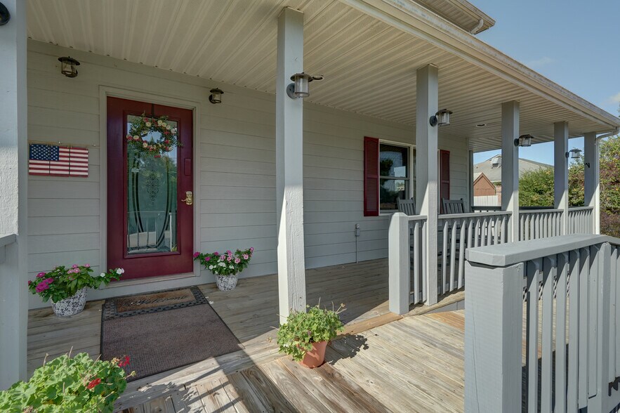 More Photos Of 2704 Lake Monticello Rd, Palmyra Office For Sale