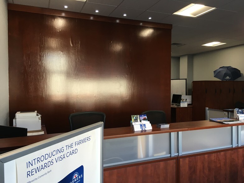 More Photos Of 1901 Hamilton Blvd, Sioux City General Retail For Sale