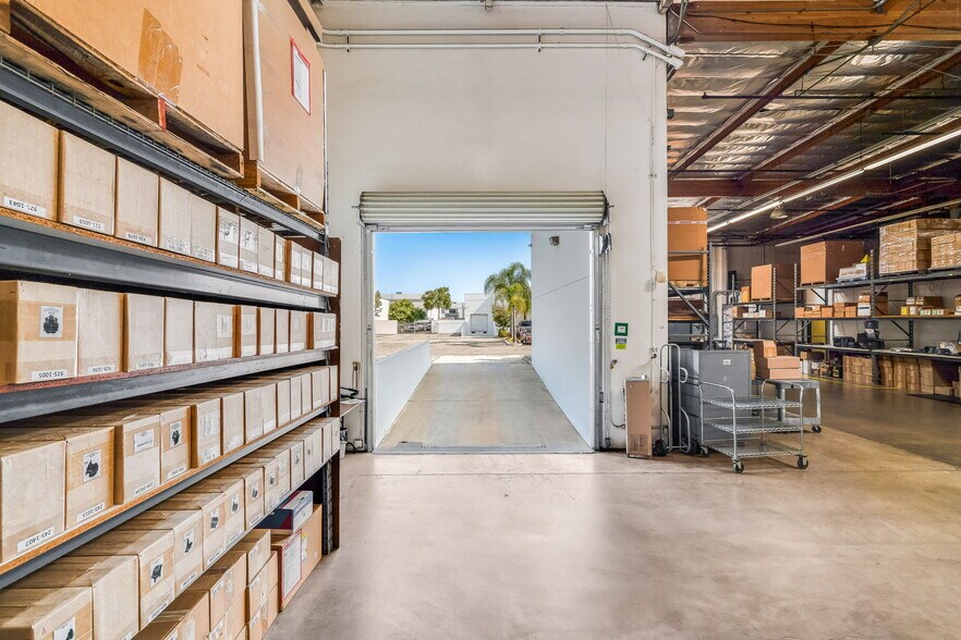 More Photos Of 14291 Commerce Dr, Garden Grove Manufacturing For Sale