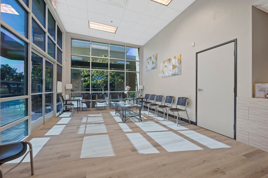 More Photos Of 4130 N Martin Luther King Blvd, North Las Vegas Office For Sale