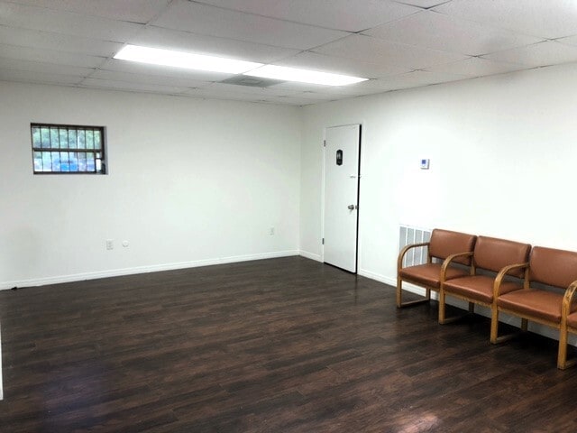 More Photos Of 5711 N 50th St, Tampa Office For Lease
