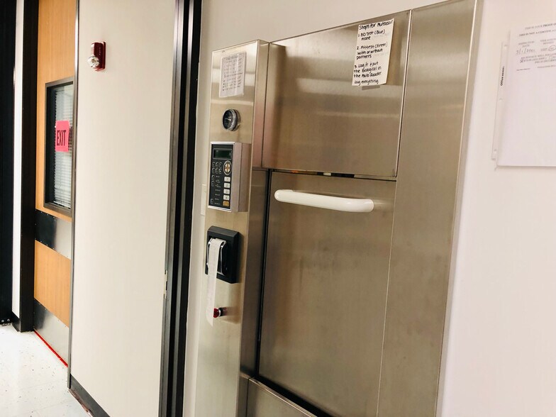 More Photos Of 2105 Jackson St, Houston Office For Lease