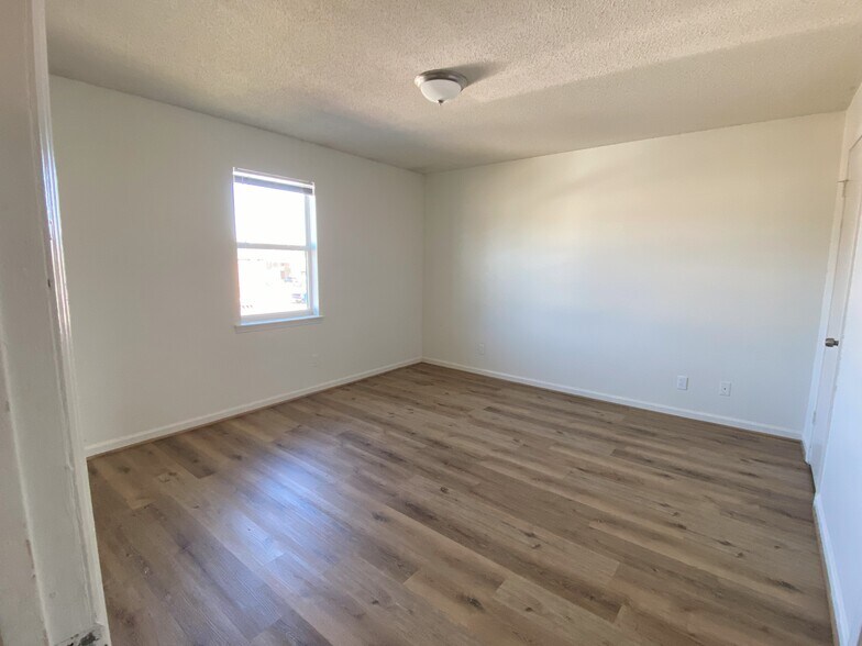 More Photos Of , Decatur Multifamily For Sale