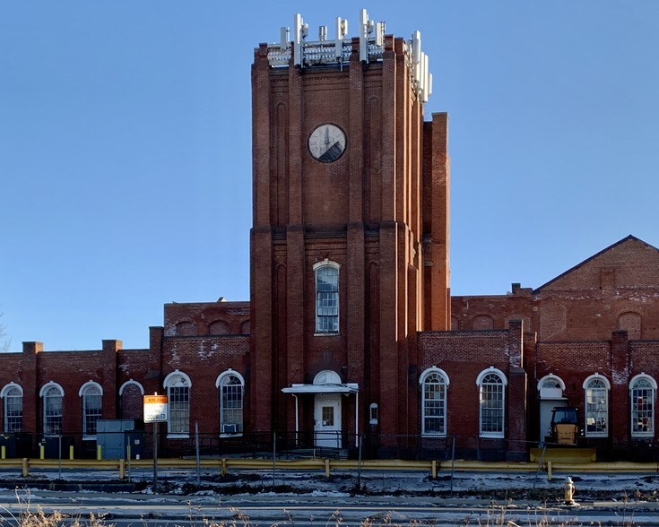 More Photos Of 1 Allen St, Springfield Manufacturing For Lease