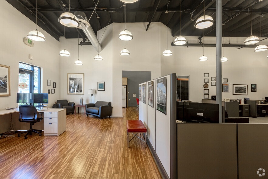 More Photos Of 521 Charcot Ave, San Jose Showroom For Sale