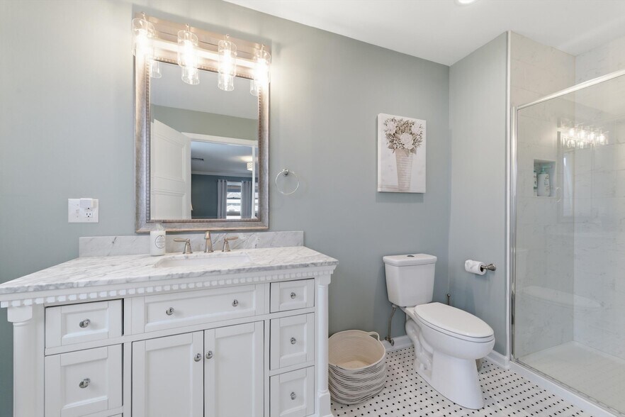 More Photos Of 149 Union Ave, Saratoga Springs Hospitality For Sale