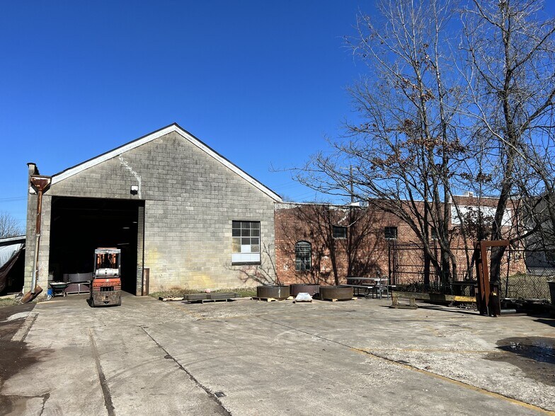 More Photos Of 4511 Dodds Ave, Chattanooga Warehouse For Sale
