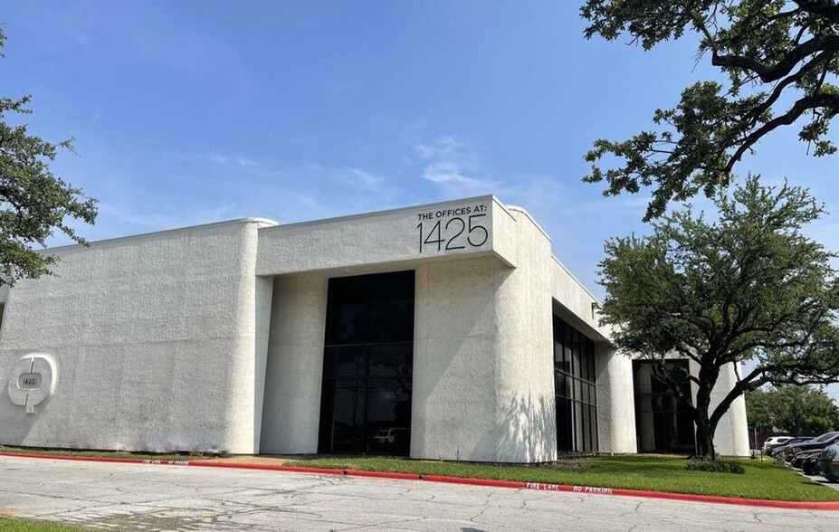 Primary Photo Of 1425 W Pioneer Dr, Irving Office For Lease