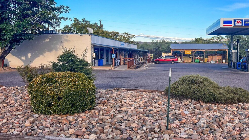 More Photos Of 9420 E Cornville Rd, Cornville General Retail For Sale