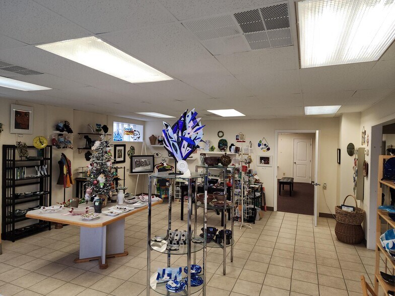 712714 W Manlius St, East Syracuse, NY 13057 Office For Sale